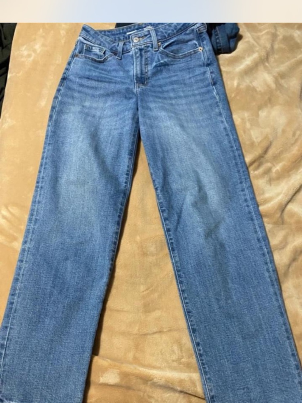 Old Navy Straight Leg Jeans in Medium Blue Wash Sz 0